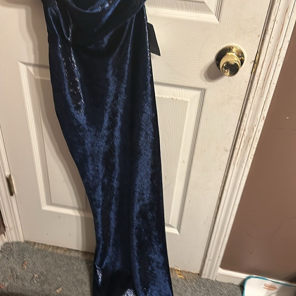 Amsale Metallic Velvet Draped Gown Size 4 NWT - Picture 4 of 13